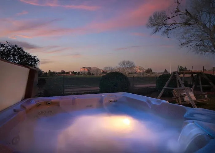 Vaquero Shared Hot Tub And Breakfast Included Sedona