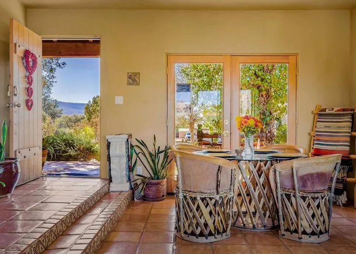 Vaquero Shared Hot Tub And Breakfast Included *